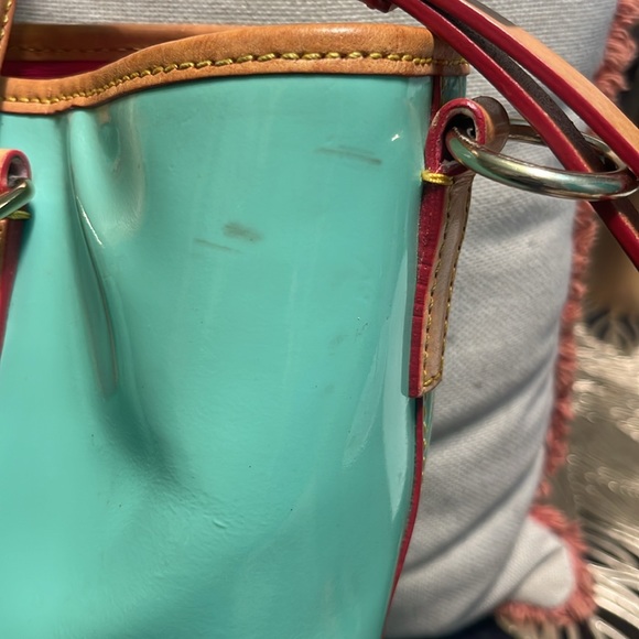 Dooney & Bourke - Picture 7 of 9